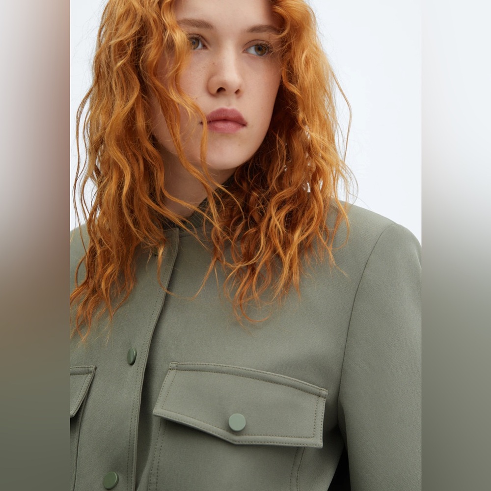 NWT - Mango - Bomber jacket with shoulder pads - Picture 6 of 12